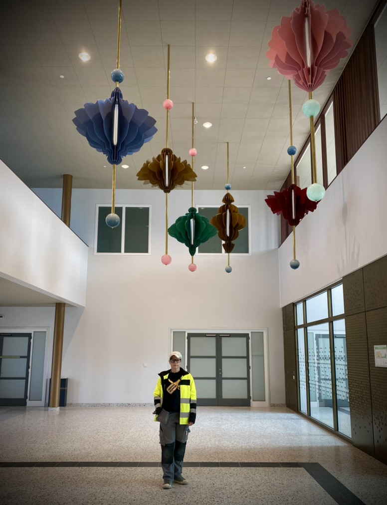 flora-opus-konstnaren-sjalv