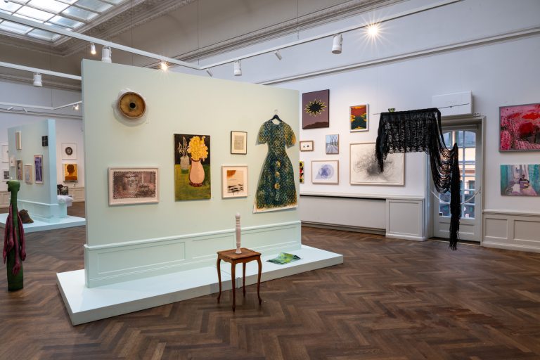 "Konsten att vara/The Art of Being" installationsvy. Foto: Sanna Argus Tirén